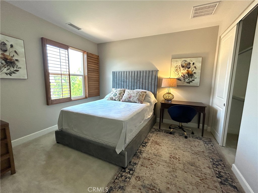 86 Meander Irvine, CA 92620 - Photo 21 of 33