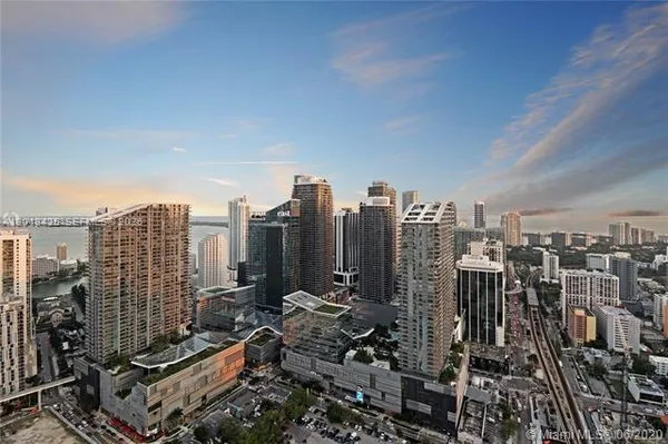 $11,000 | 92 Southwest 3rd Street, Unit 5203, Miami, FL 33130