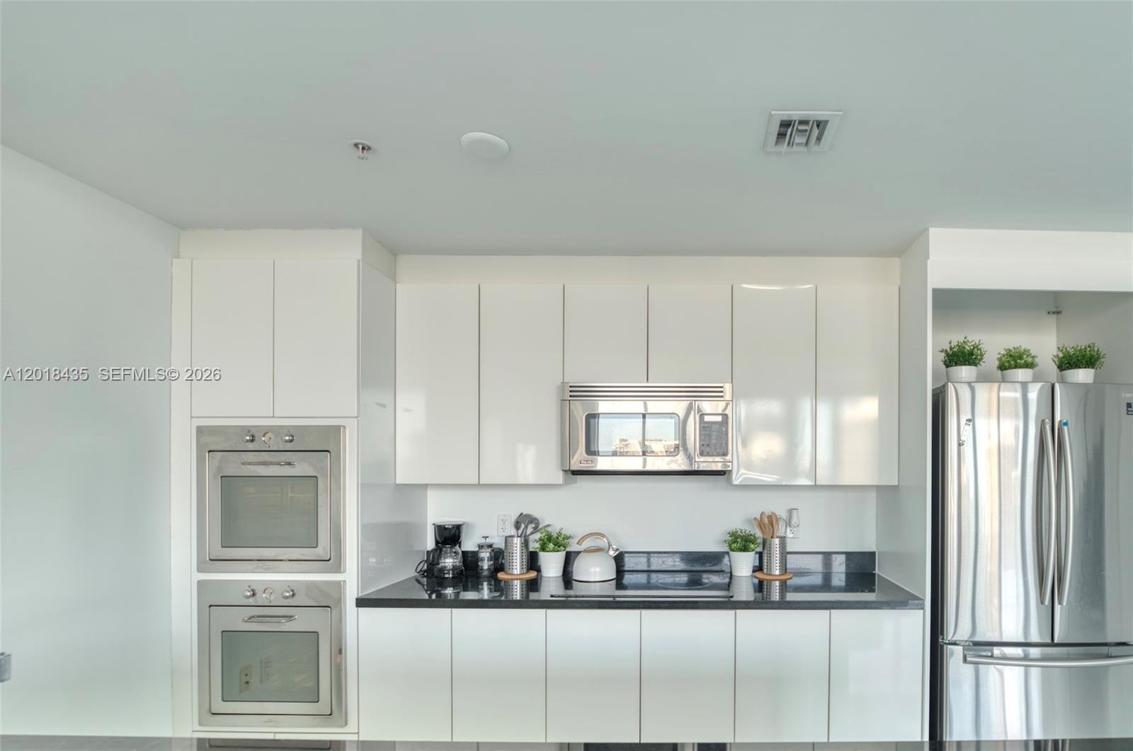 92 Southwest 3rd Street, Unit 5203 Miami, FL 33130 - Photo 2 of 22