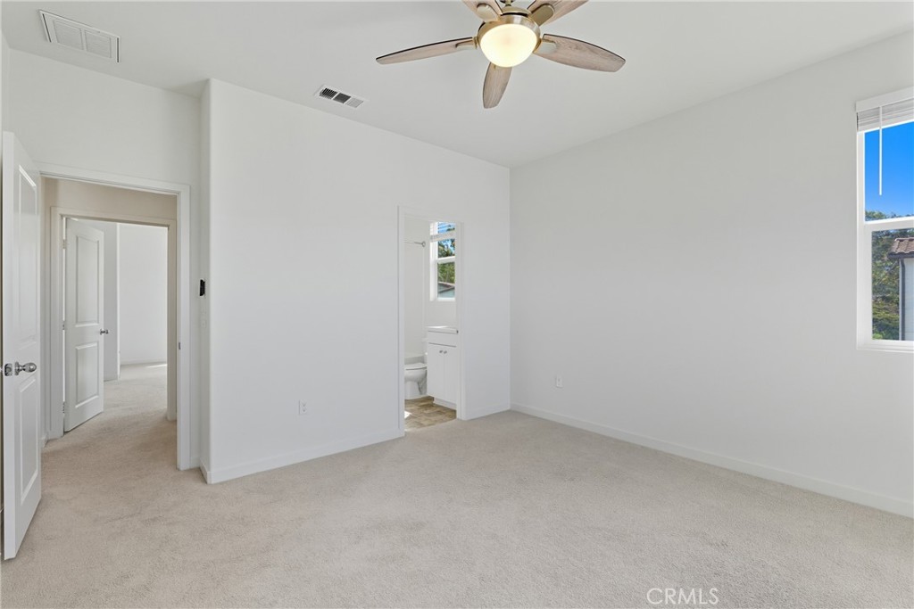 4211 Mission Ranch Way Oceanside, CA 92057 - Photo 17 of 40 an empty room with fan