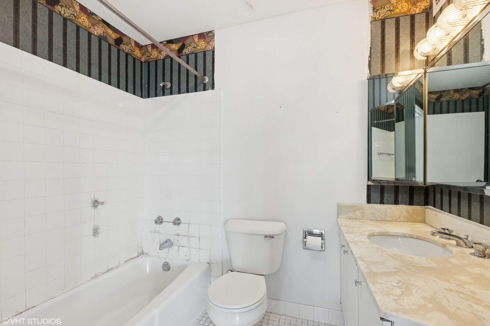 5415 North Sheridan Road, Unit 4911 Chicago, IL 60640 - Photo 15 of 27 Gallery Image 15
