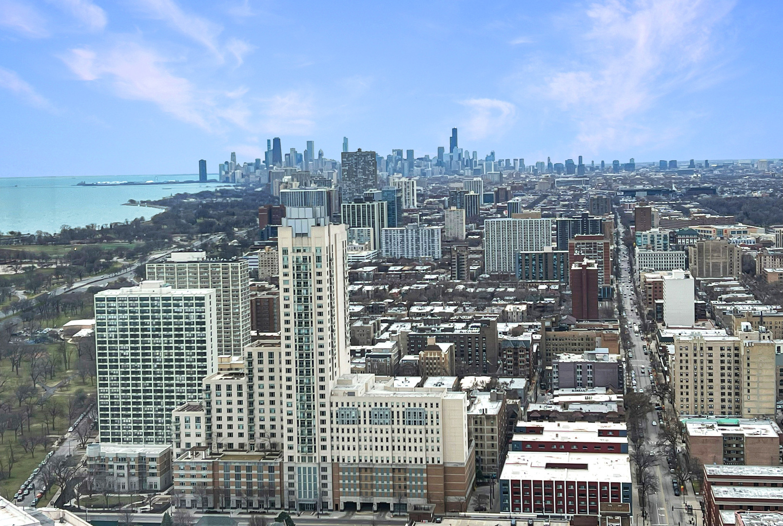 5415 North Sheridan Road, Unit 4911 Chicago, IL 60640 - Photo 5 of 27 Gallery Image 5