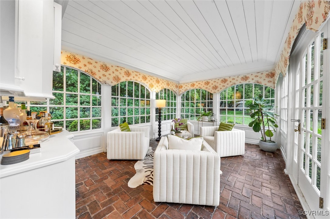 3902 Sulgrave Road Richmond, VA 23221 - Photo 12 of 50 Gallery Image 12