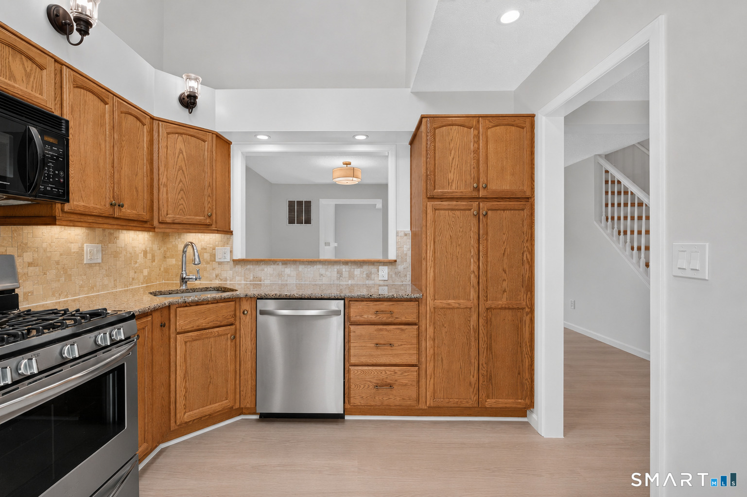 165 Cypress Road, Unit 165 Newington, CT 06111 - Photo 17 of 34