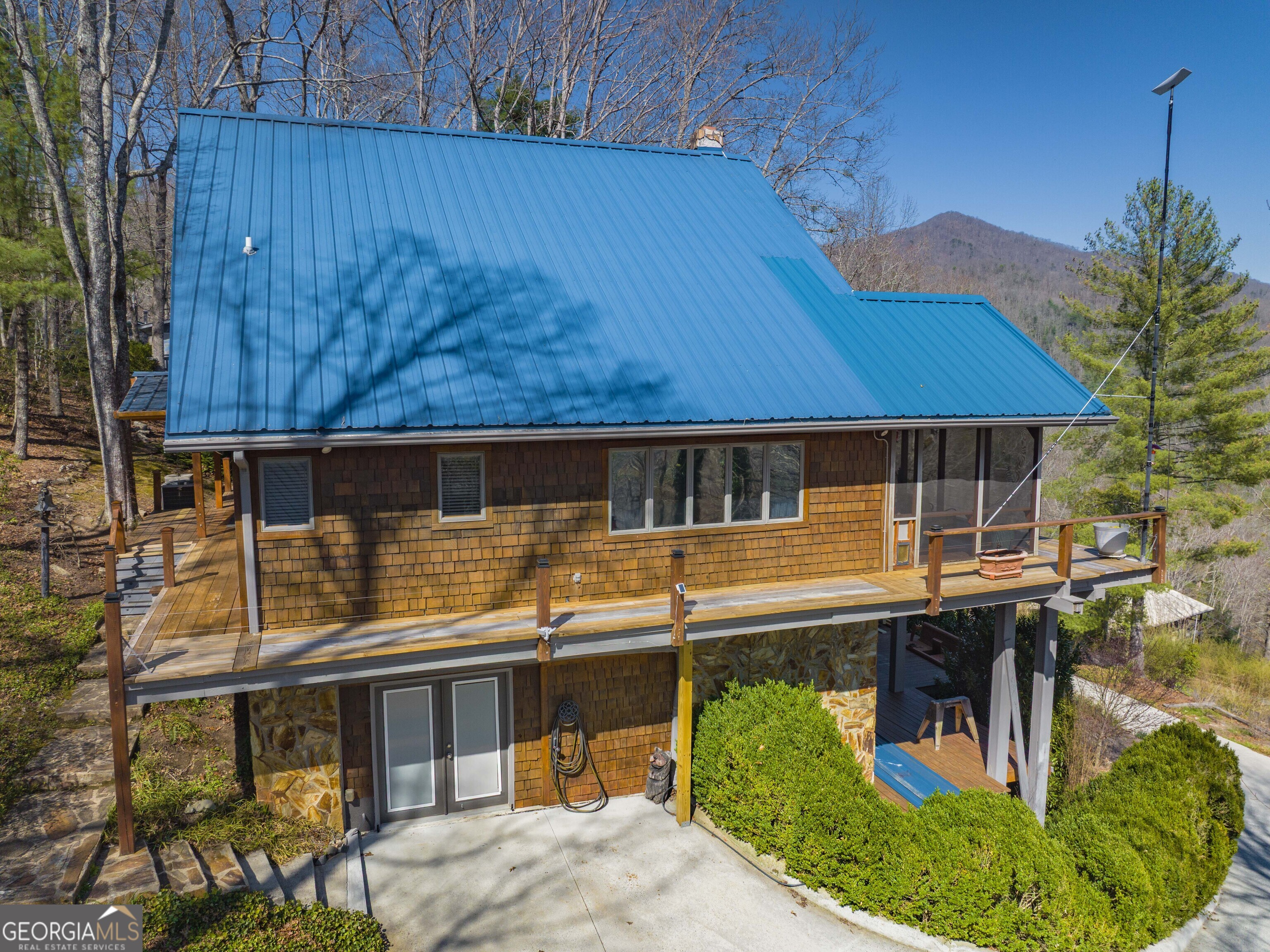 369 Deals Gap Road Robbinsville, NC 28771 - Photo 5 of 38