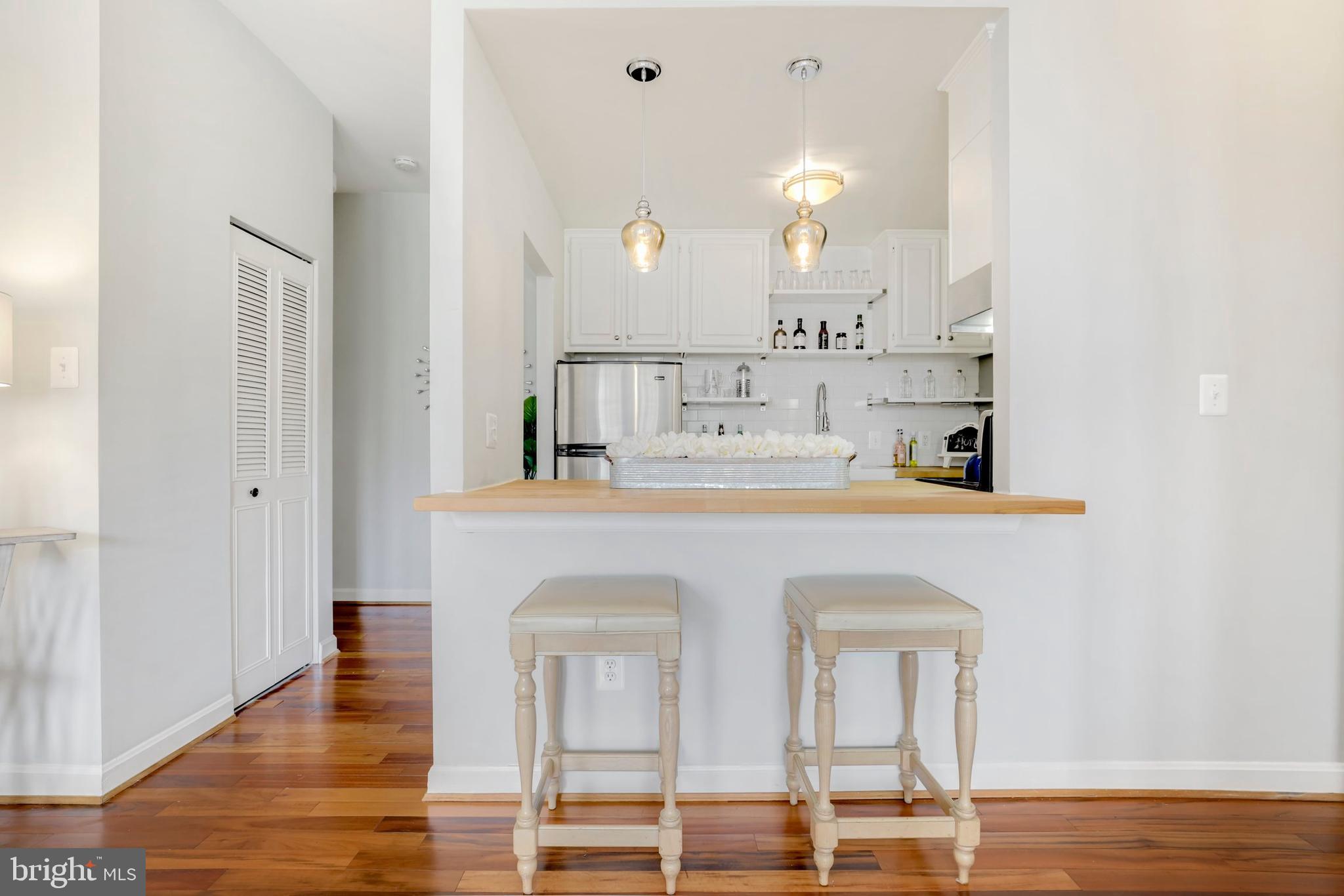 2000 16th Street Northwest, Unit 305 Washington, DC 20009 - Photo 8 of 19