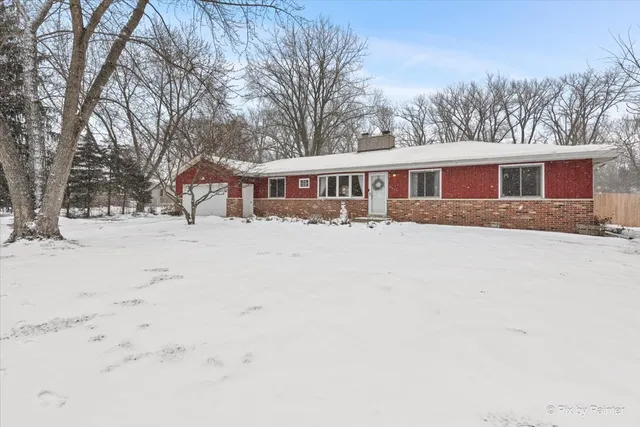 $349,999 | 6045 South Prairie Drive, Morris, IL 60450