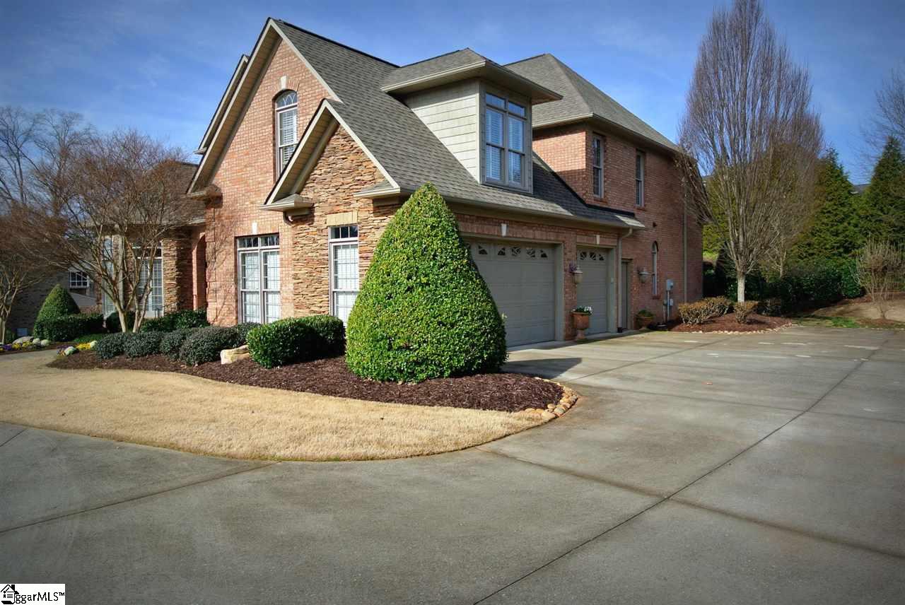 910 Oakcrest Road Spartanburg, SC 29301 - Photo 2 of 36 Gallery Image 2