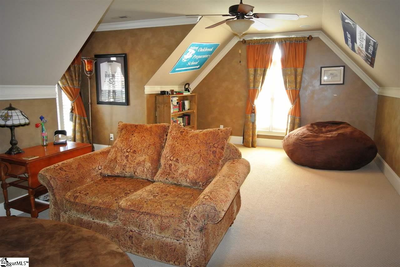 910 Oakcrest Road Spartanburg, SC 29301 - Photo 34 of 36 Gallery Image 34