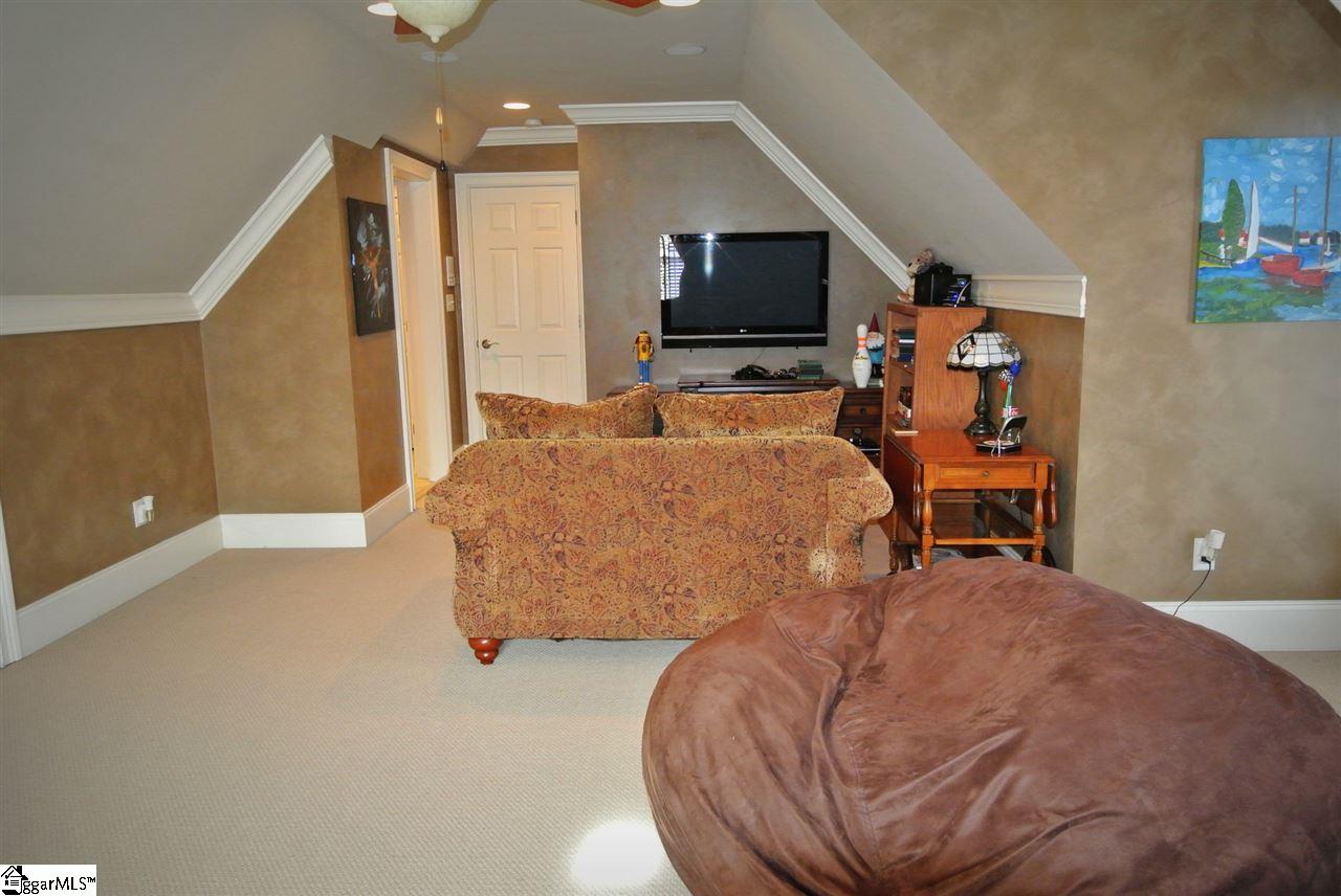910 Oakcrest Road Spartanburg, SC 29301 - Photo 35 of 36 Gallery Image 35
