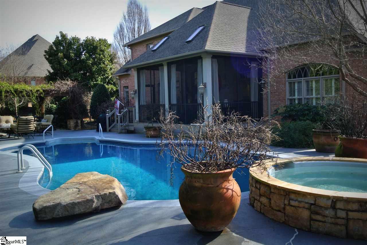 910 Oakcrest Road Spartanburg, SC 29301 - Photo 7 of 36 Gallery Image 7