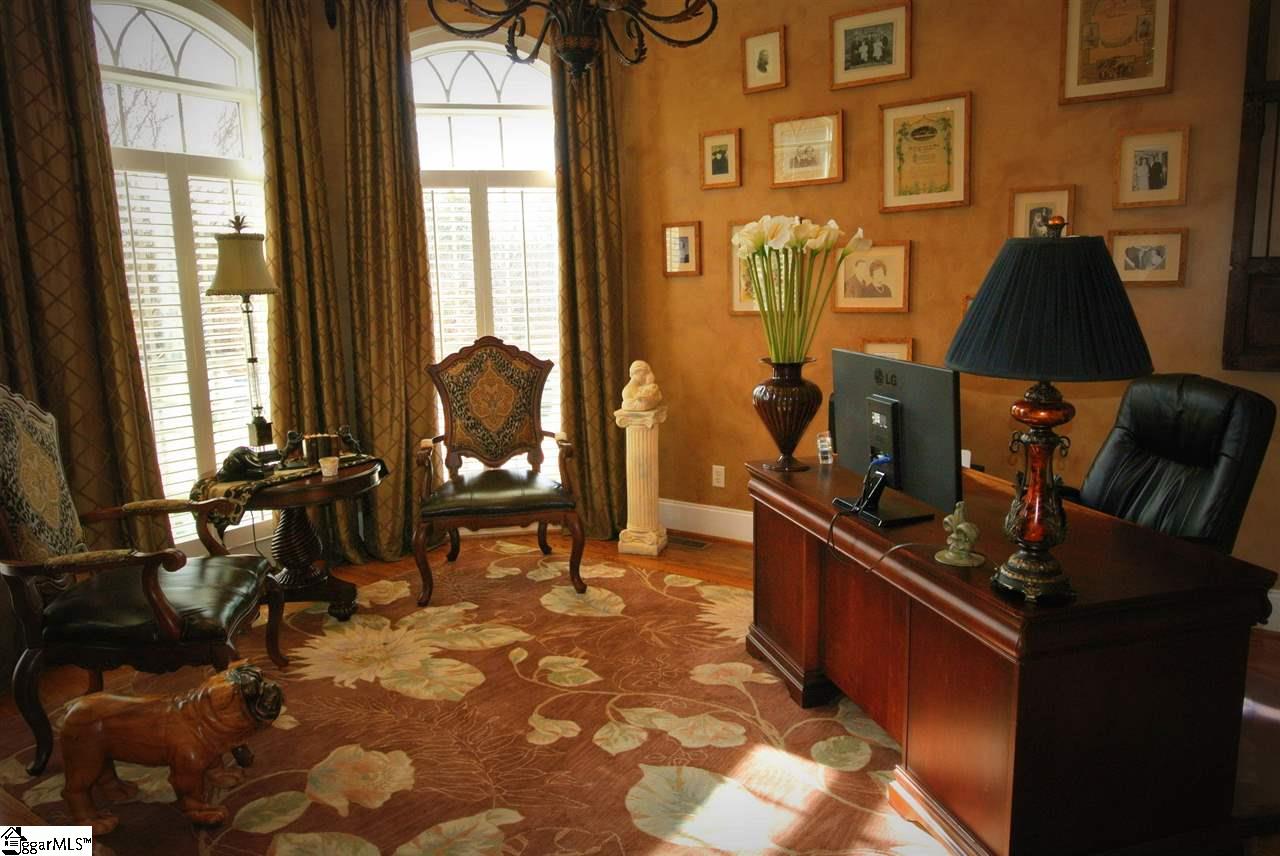 910 Oakcrest Road Spartanburg, SC 29301 - Photo 10 of 36 Gallery Image 10