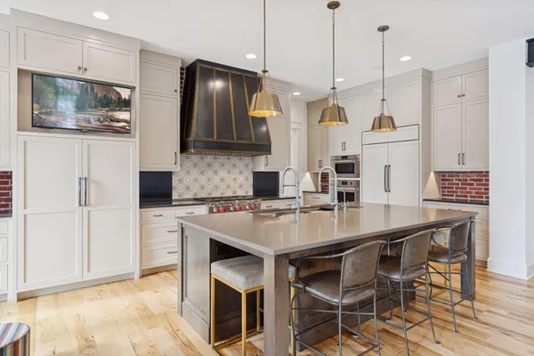 $2,995,000 | 373 Park Street East, Wayzata, MN 55391