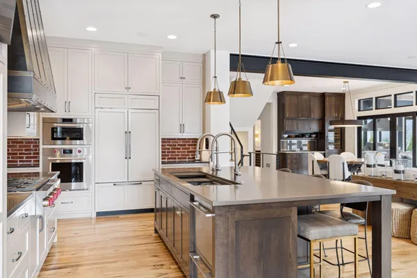 $2,995,000 | 373 Park Street East, Wayzata, MN 55391