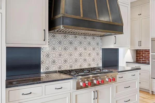 $2,995,000 | 373 Park Street East, Wayzata, MN 55391