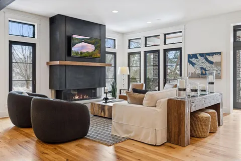 $2,750,000 | 373 Park Street East, Wayzata, MN 55391