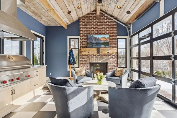 $2,995,000 | 373 Park Street East, Wayzata, MN 55391