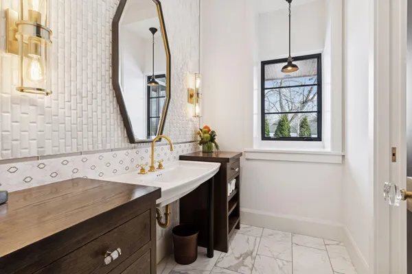 $2,995,000 | 373 Park Street East, Wayzata, MN 55391