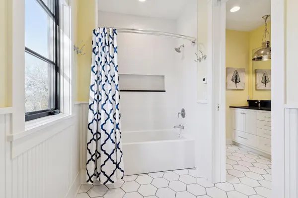 $2,995,000 | 373 Park Street East, Wayzata, MN 55391