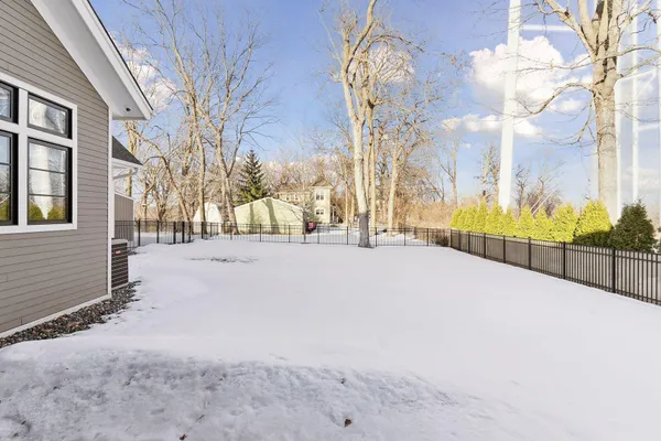 $2,995,000 | 373 Park Street East, Wayzata, MN 55391