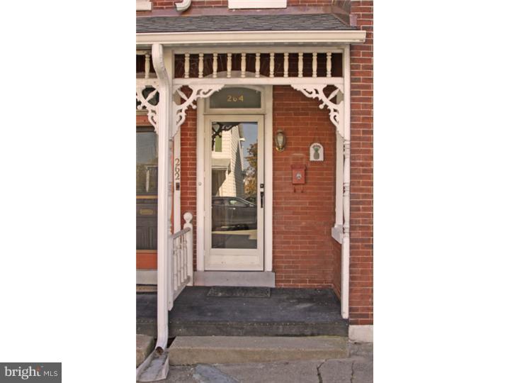 264 Chestnut Street Spring City, PA 19475 - Photo 1 of 25