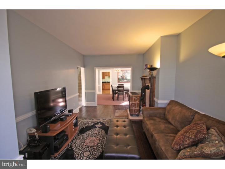 264 Chestnut Street Spring City, PA 19475 - Photo 4 of 25