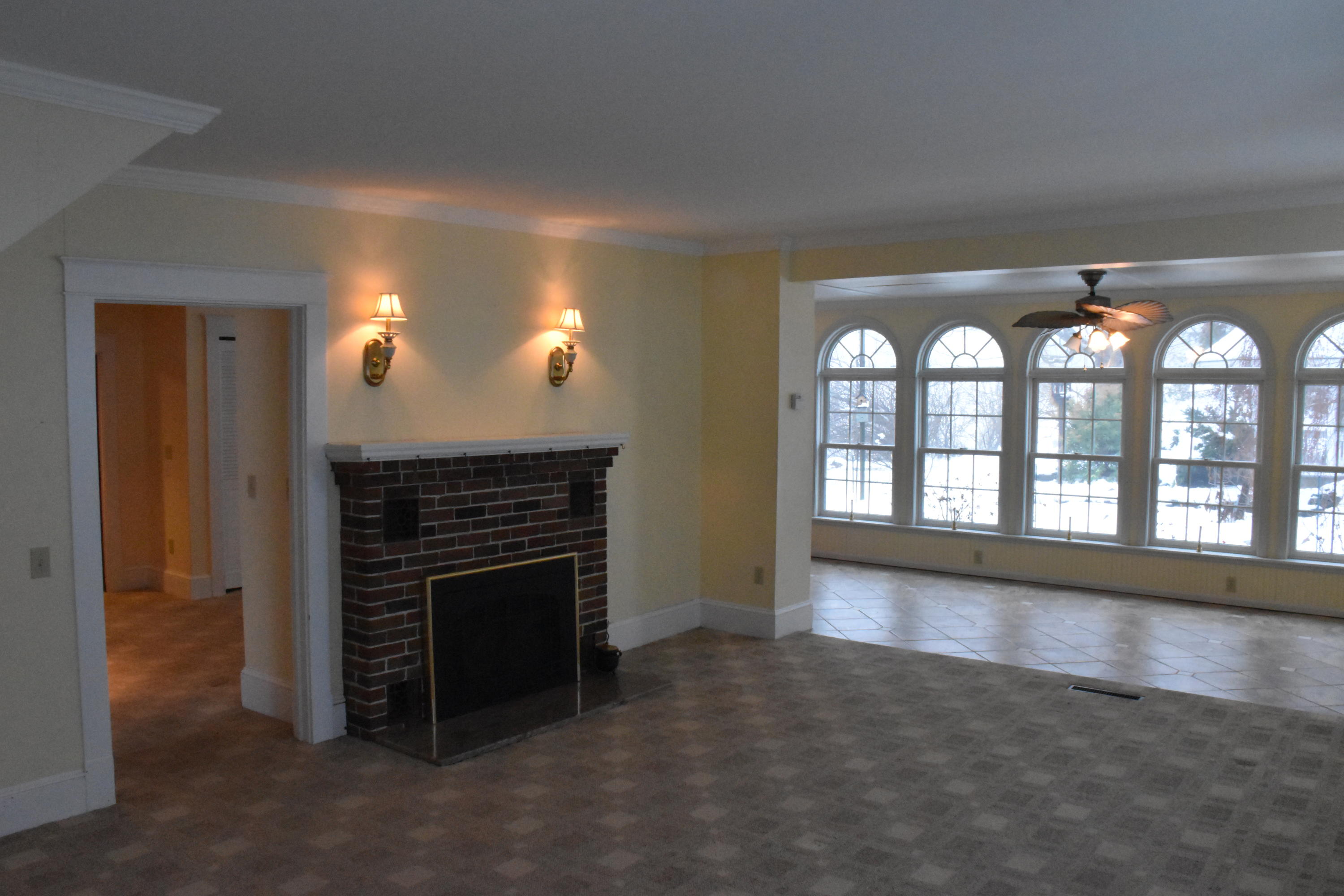 17 Albion Road South China, ME 04358 - Photo 14 of 36 Living Room