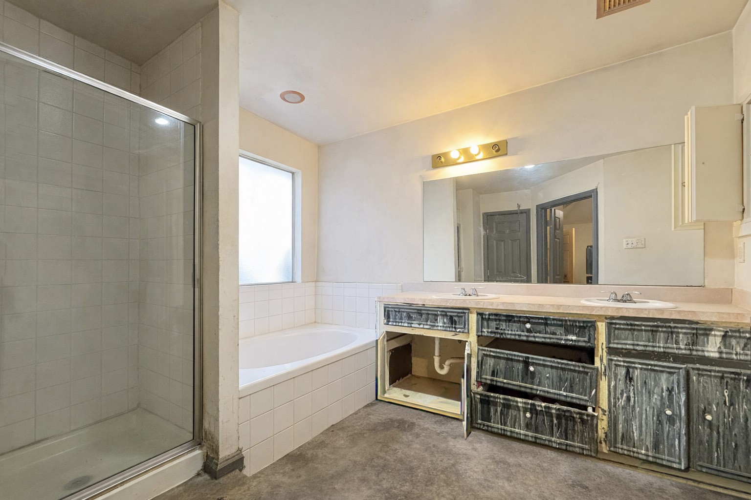 1002 Elliott Street Houston, TX 77023 - Photo 14 of 17