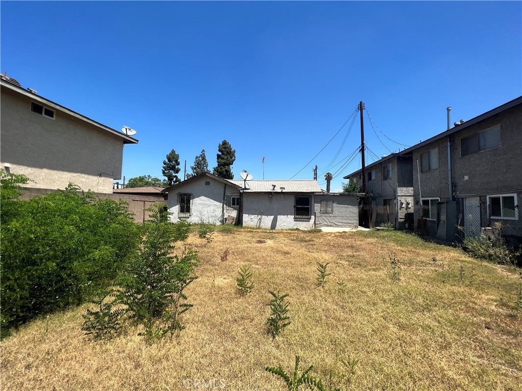 6942 Watcher Street Commerce, CA 90040 - Photo 14 of 14 a house view with a backyard space