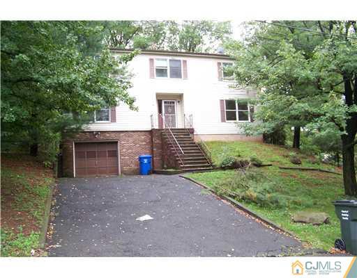 95 Holly Road Iselin, NJ 08830 - Photo 1 of 1