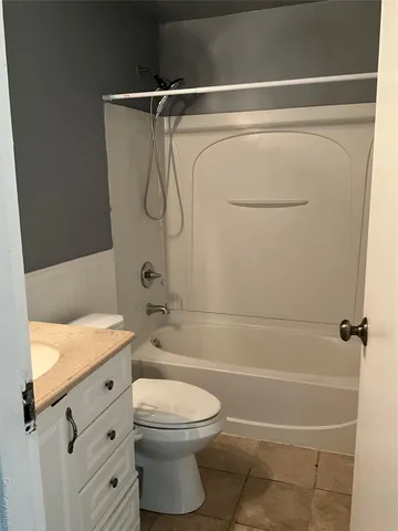 $1,900 | 30 Peddler Hill Road, Unit 3001, Monroe, NY 10950