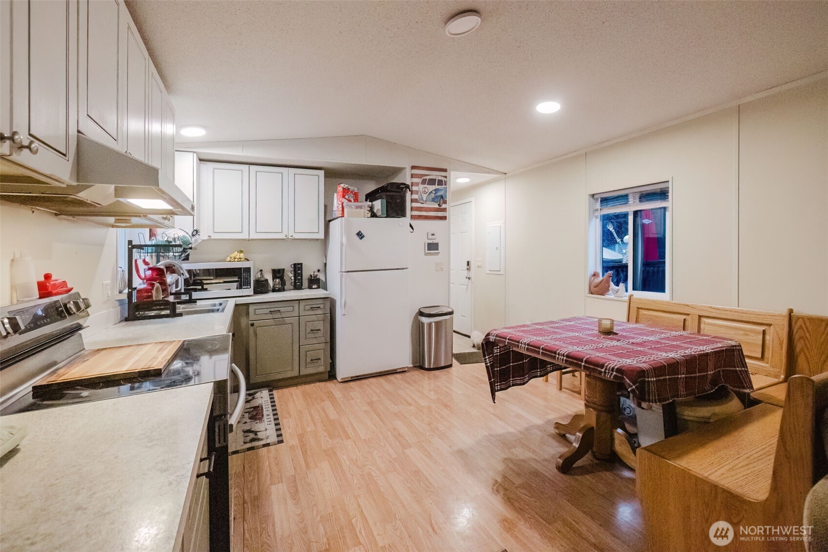 1570 Southeast Pine Road Port Orchard, WA 98367 - Photo 10 of 29