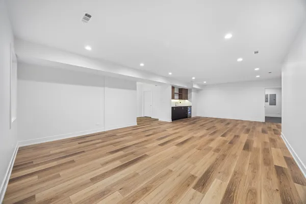 $2,599,000 | 1942 Palmgren Drive, Glenview, IL 60025