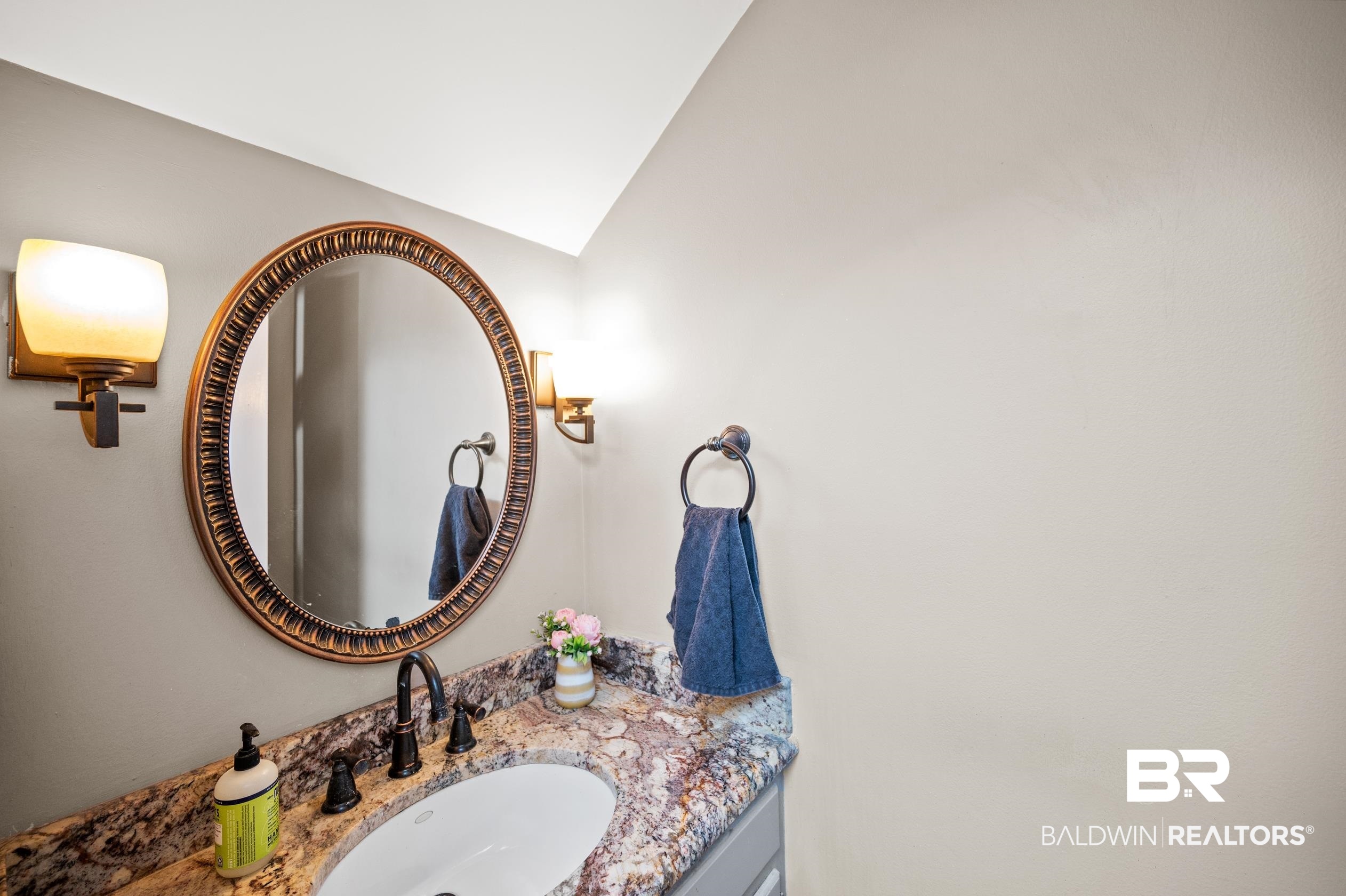 6705 Ridgeland Road South Mobile, AL 36695 - Photo 18 of 44 Bathroom with vanity and vaulted ceiling