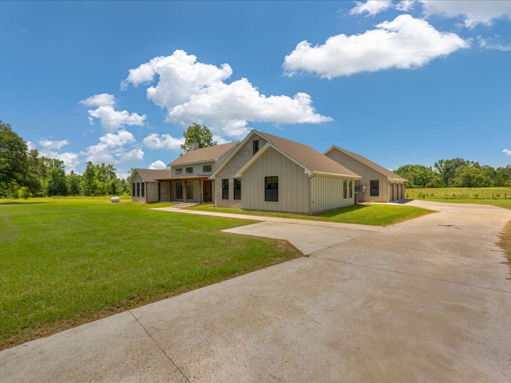 176 Royce Oliver Road Lufkin, TX 75904 - Photo 3 of 50
