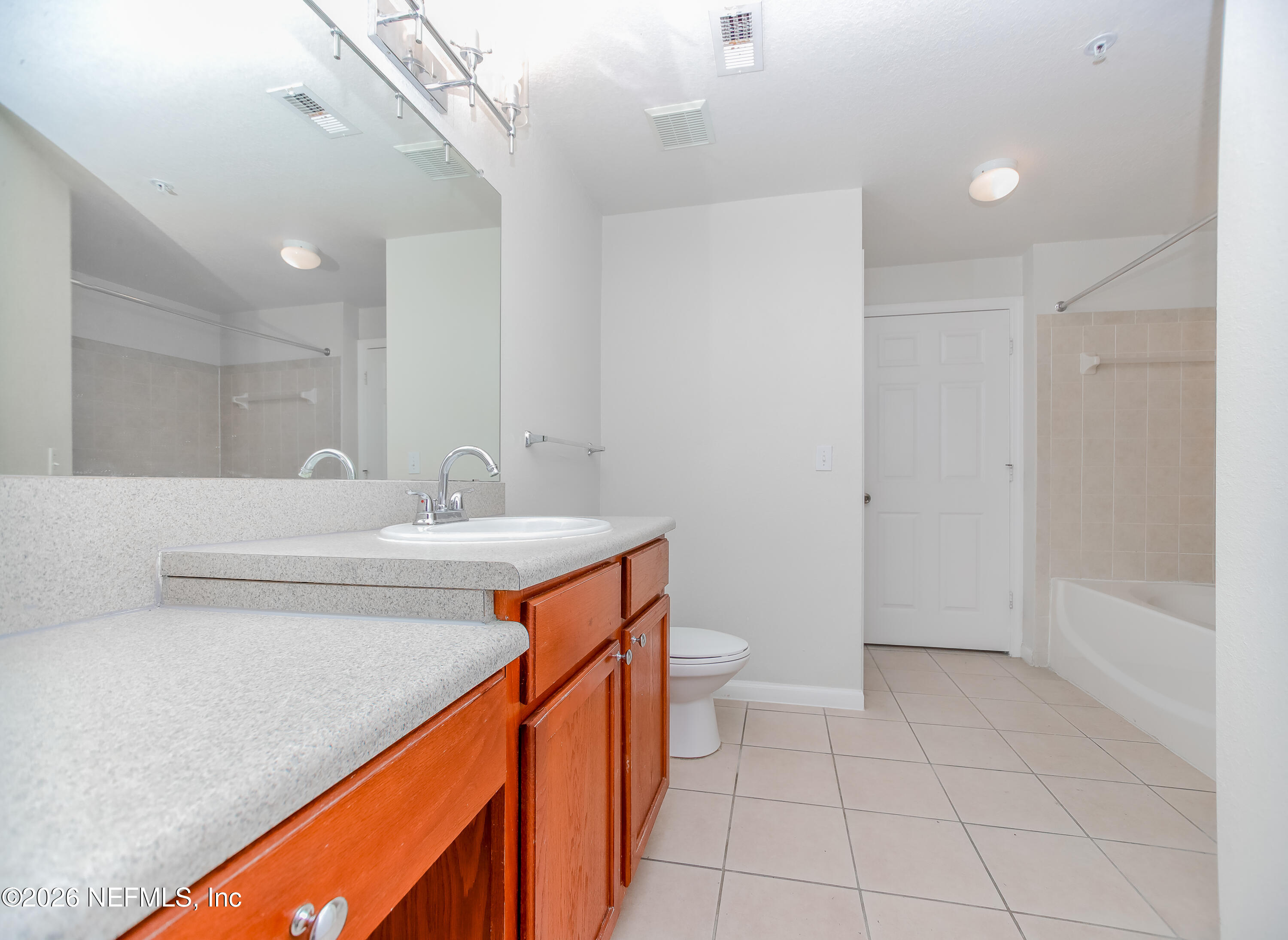 8550 Touchton Road, Unit 621 Jacksonville, FL 32216 - Photo 14 of 33 _RDE9492