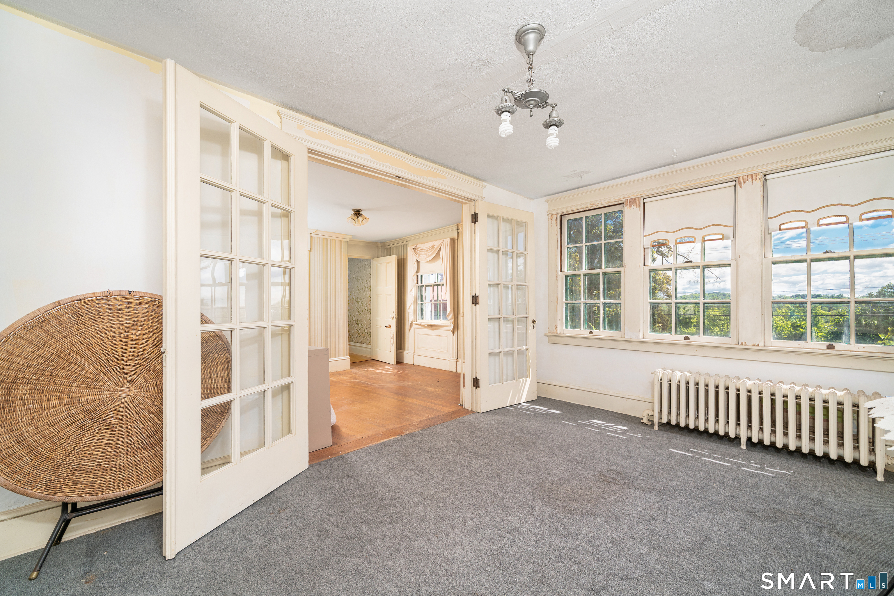 29 South Main Street Windsor Locks, CT 06096 - Photo 13 of 34 These French doors give the room such grandeur