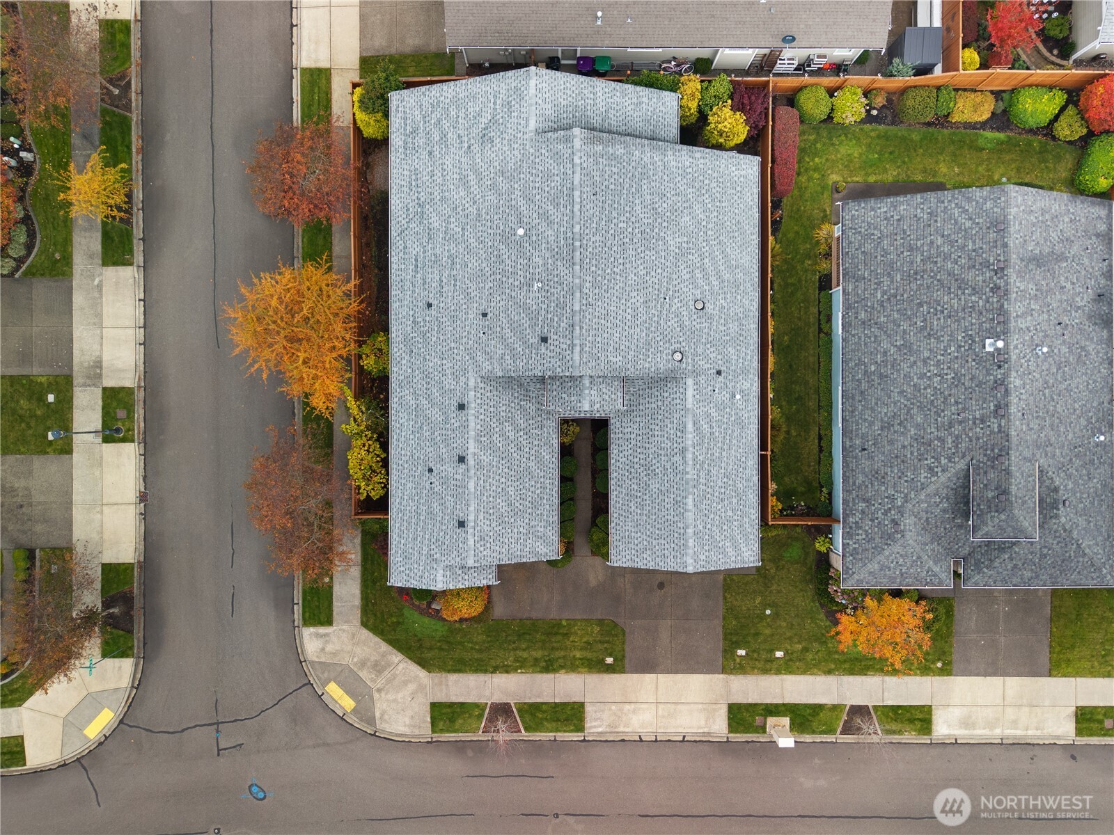 8218 Camano Loop Northeast Lacey, WA 98516 - Photo 38 of 40