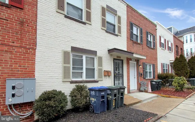 $1,995 | 2538 9th Street Northwest, Unit B, Washington, DC 20001