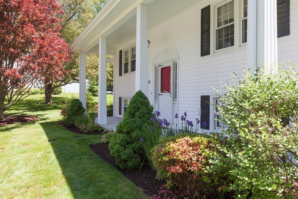 61 Chase Road Marlborough, MA 01752 - Photo 3 of 24 Gallery Image 3
