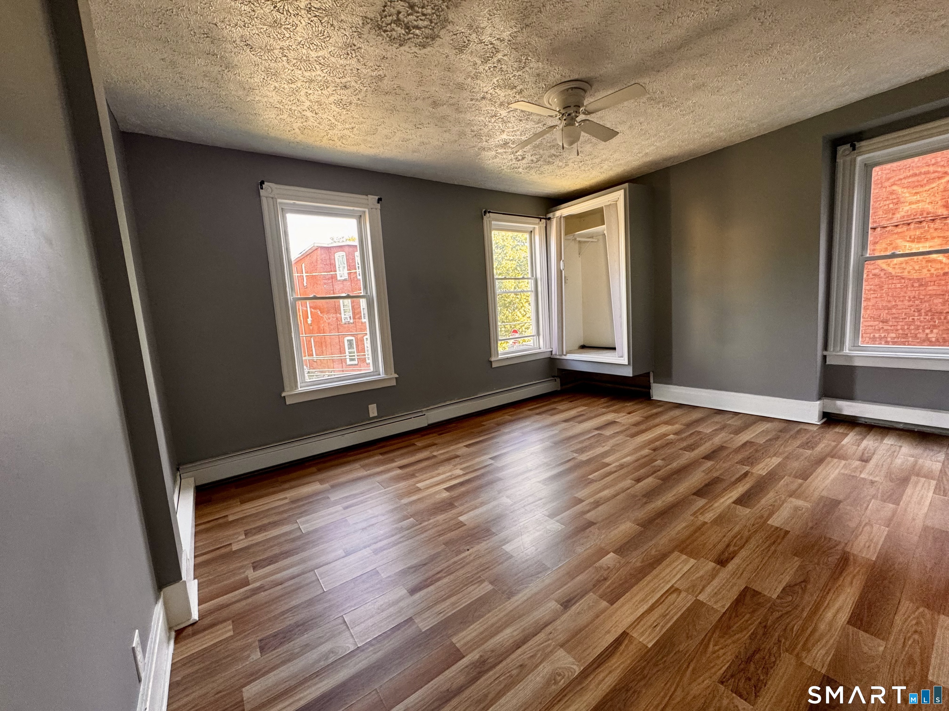 196 Russ Street Hartford, CT 06106 - Photo 15 of 22