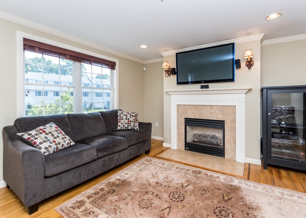 985 Trapelo Road, Unit 8 Waltham, MA 02452 - Photo 11 of 28 Gallery Image 11