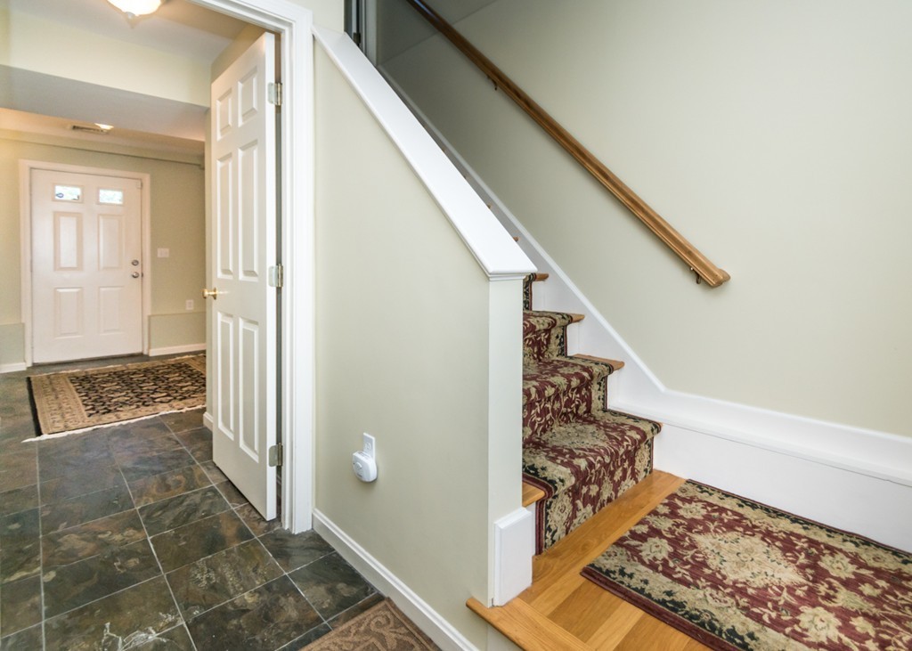 985 Trapelo Road, Unit 8 Waltham, MA 02452 - Photo 23 of 28 Gallery Image 23