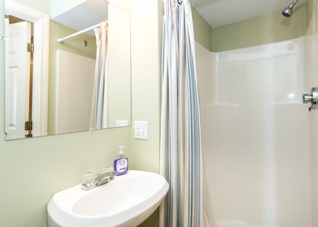 985 Trapelo Road, Unit 8 Waltham, MA 02452 - Photo 26 of 28 Gallery Image 26