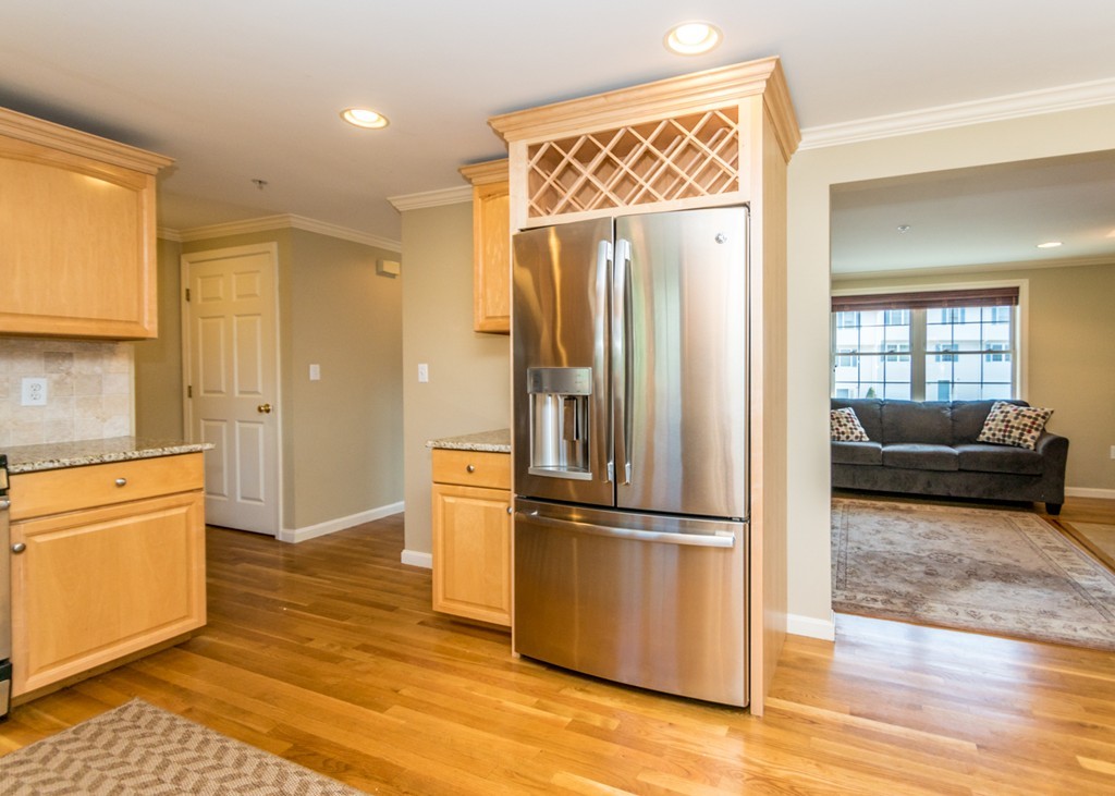 985 Trapelo Road, Unit 8 Waltham, MA 02452 - Photo 8 of 28 Gallery Image 8