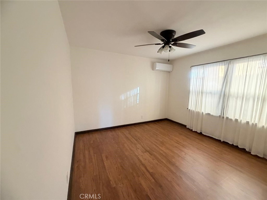 3707 Valleybrink Road, Unit 3707 Los Angeles, CA 90039 - Photo 4 of 9 Gallery Image 4