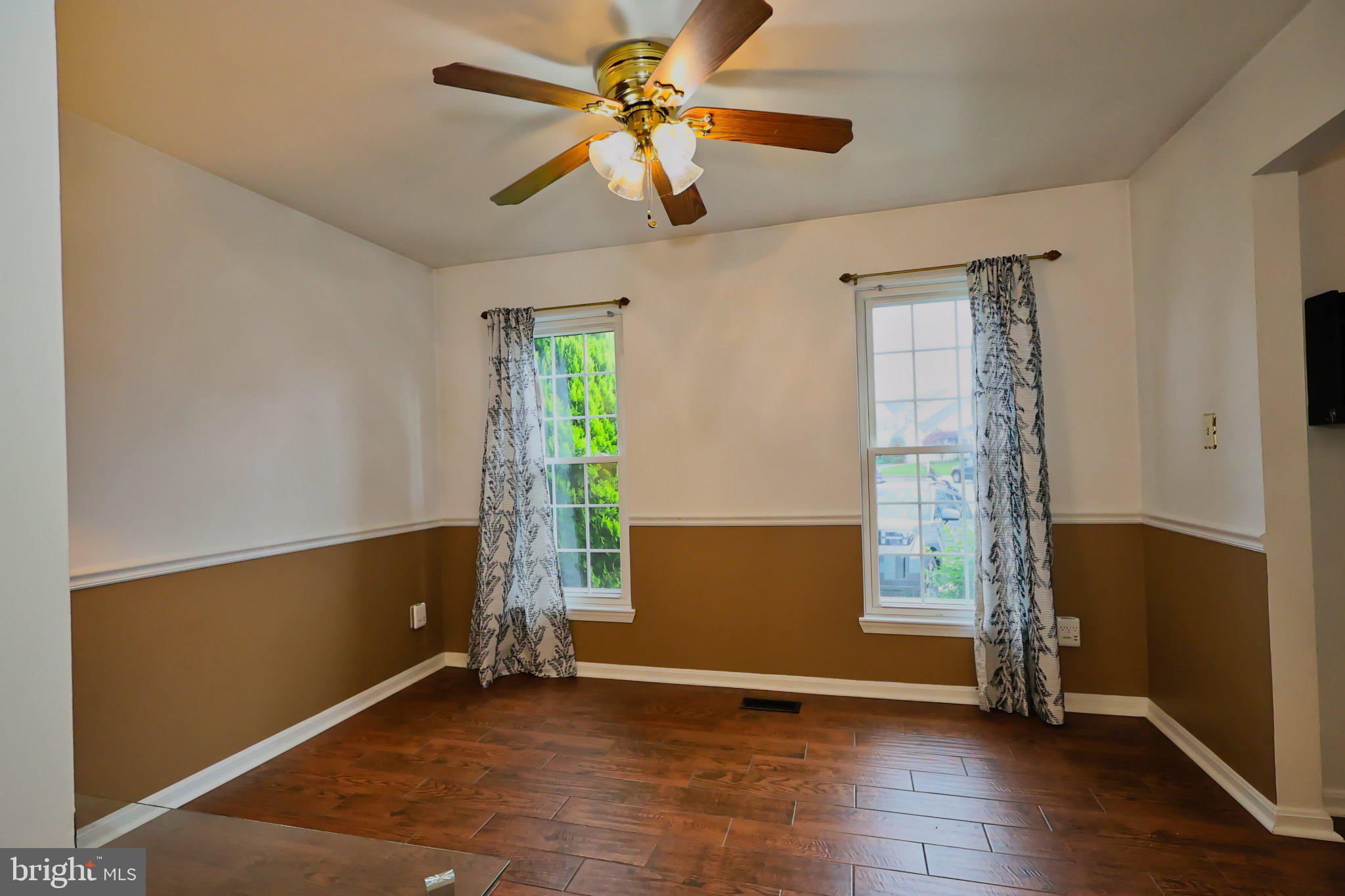 4402 Fieldgreen Road Nottingham, MD 21236 - Photo 13 of 52 Bright and inviting living space.