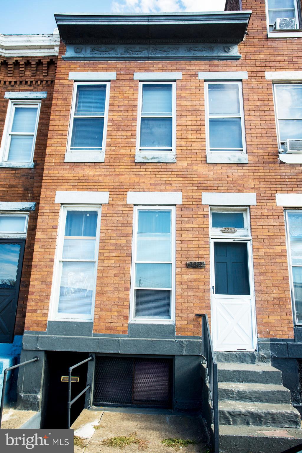 2249 Reisterstown Road Baltimore, MD 21217 - Photo 1 of 5 Brick Front Row Home