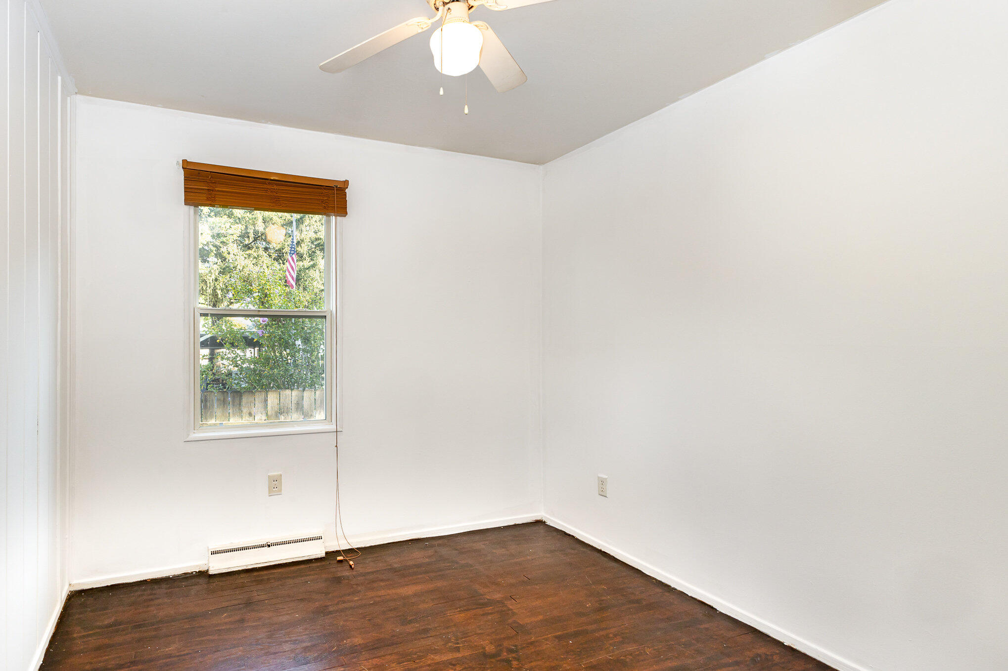 2108 Pear Street Michigan City, IN 46360 - Photo 13 of 25 an empty room with a window