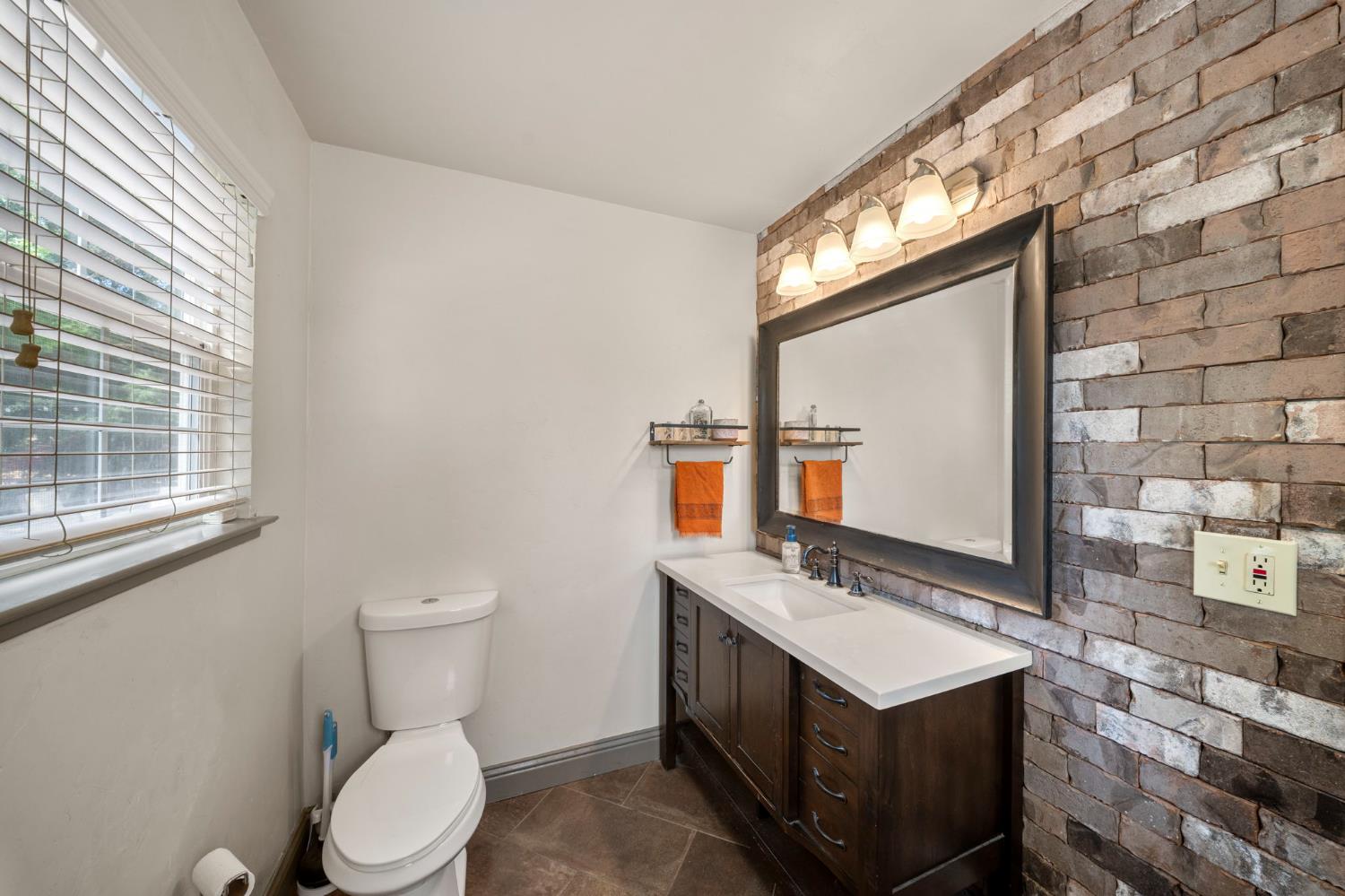 18051 Arboreal Way Ripon, CA 95366 - Photo 14 of 42